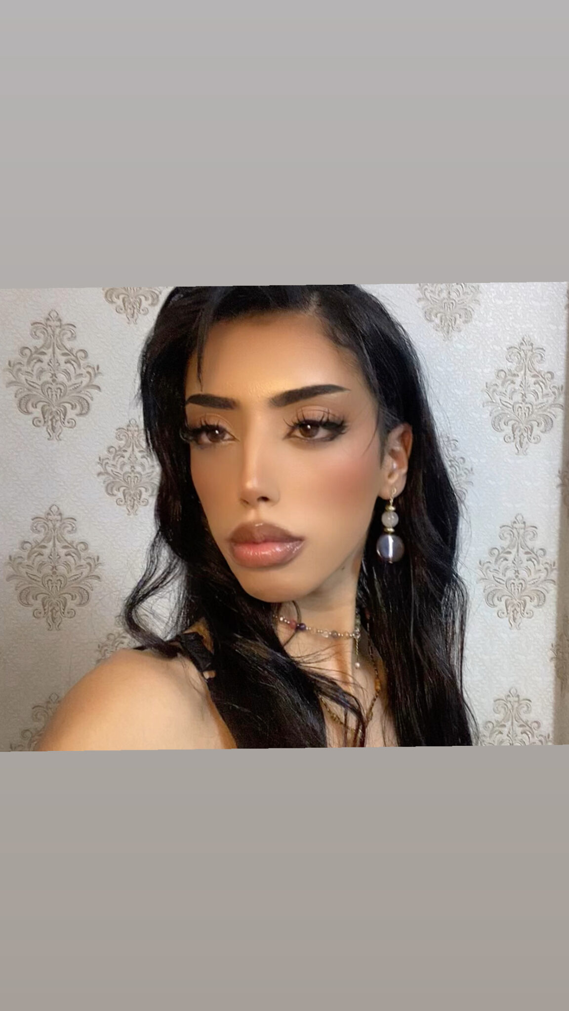 Confident • Elegant • Versatile